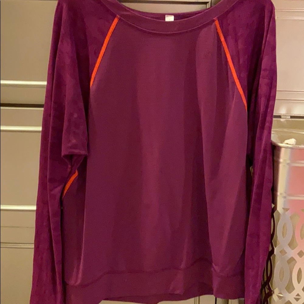 LULULEMON Top - Picture 6 of 7